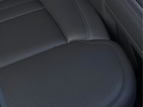 New 2026 Ford F250 Platinum AWD/4WD image 16