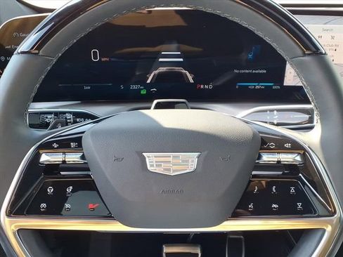 New 2026 Cadillac Vistiq Sport image 11