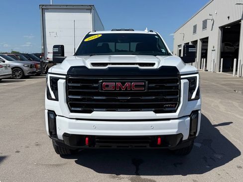 Used 2024 GMC Sierra 2500 AT4 w/ AT4 Premium Plus Package AWD/4WD image 42