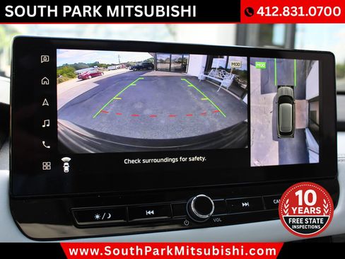 Used 2025 Mitsubishi Outlander AWD image 22