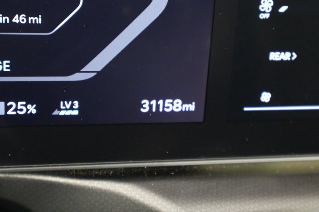 Certified 2024 Kia EV9 GT-Line AWD/4WD image 40