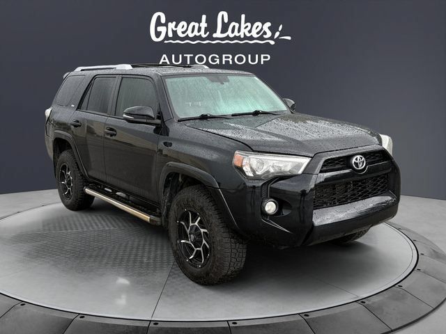 Used 2017 Toyota 4Runner SR5 Premium AWD/4WD image 7
