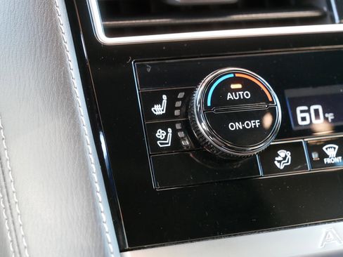 Certified 2024 Nissan Armada Platinum AWD/4WD image 34