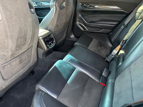 Used 2019 Cadillac CTS V w/ Carbon Fiber Package RWD image 17