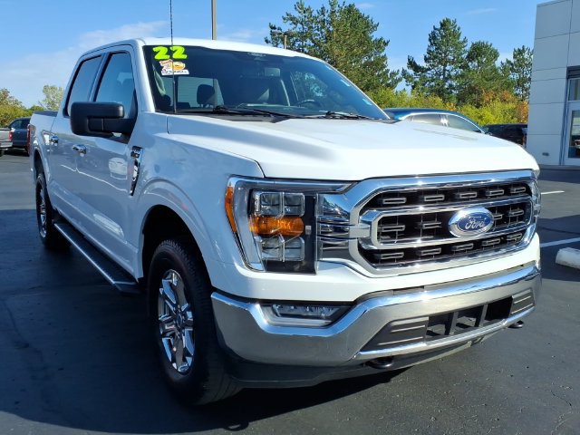 Used 2022 Ford F150 XLT w/ Equipment Group 302A High AWD/4WD image 3