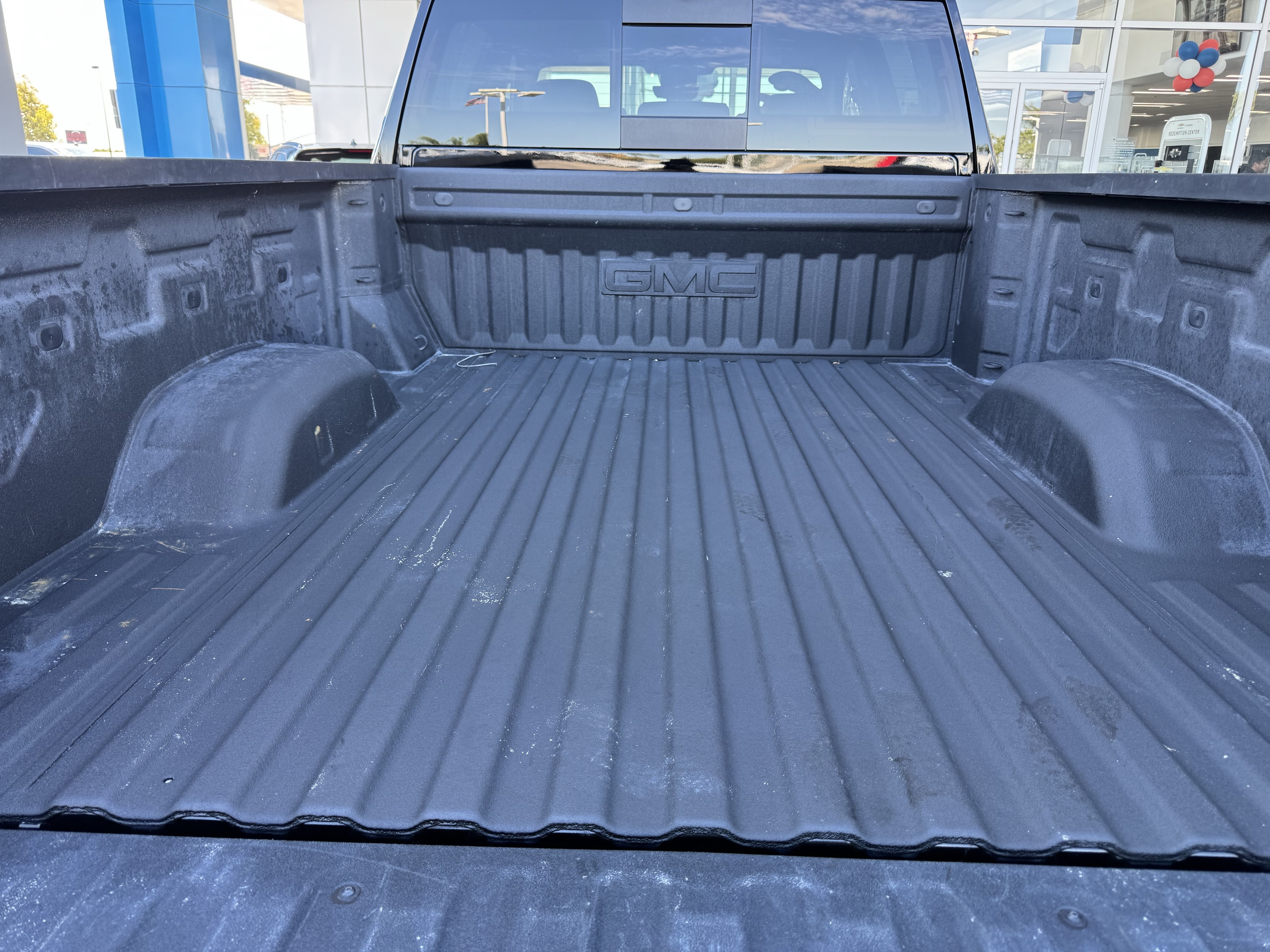 Certified 2025 GMC Sierra 2500 Denali w/ Technology Package AWD/4WD image 18