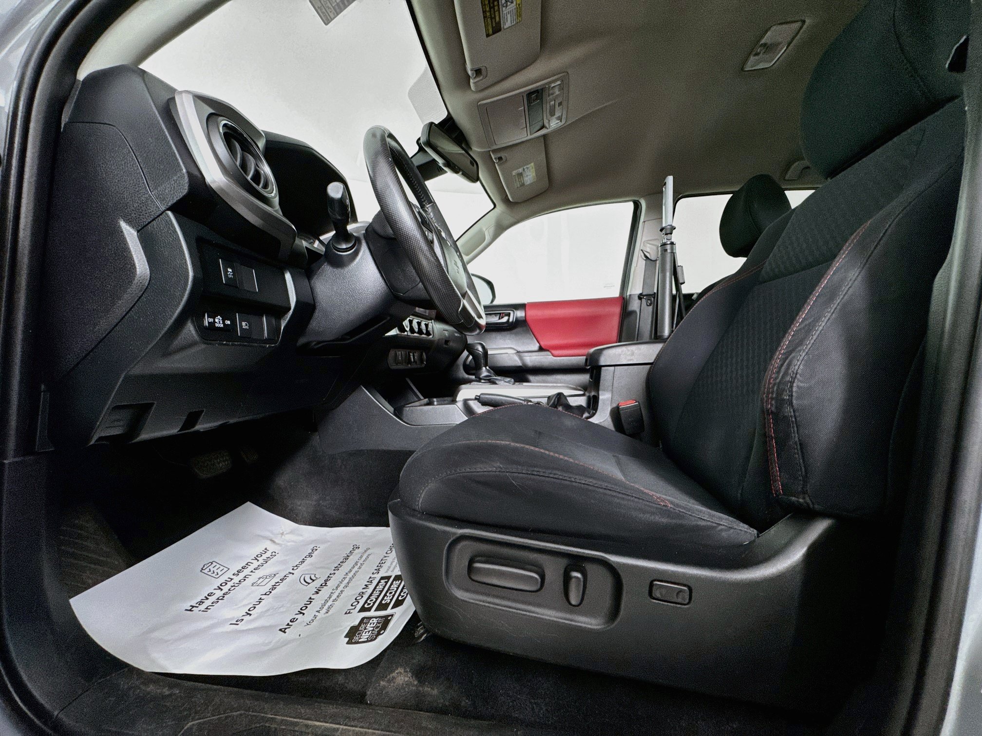 Used 2021 Toyota Tacoma SR5 AWD/4WD image 20