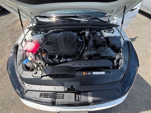 Used 2025 Kia K5 LXS FWD image 31