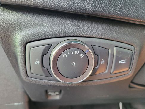 Used 2019 Lincoln MKC Select w/ Select Plus Package AWD/4WD image 10