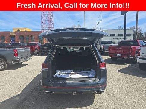 Used 2021 Volkswagen Atlas SEL R-Line w/ MDO Package (Bench Seat) image 14