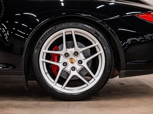 Used 2009 Porsche 911 Carrera S image 25