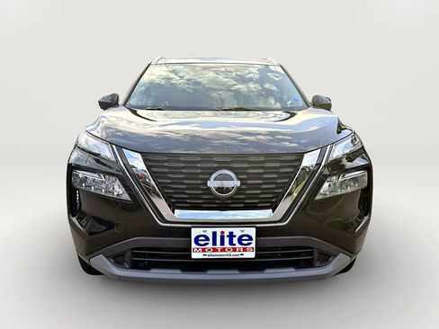 Used 2023 Nissan Rogue SV w/ SV Premium B Package AWD/4WD image 3