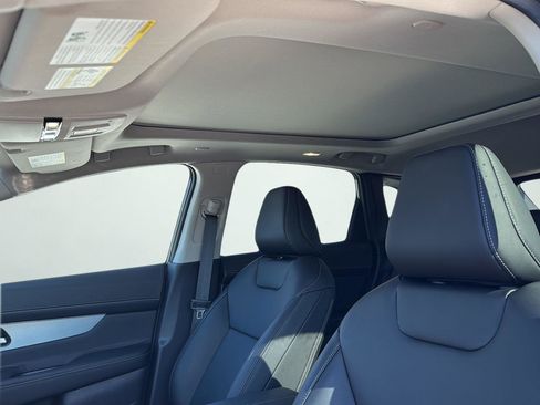 Used 2025 Nissan Murano SL image 28