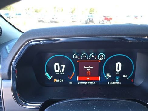 Used 2021 Ford F150 Lariat w/ Equipment Group 502A High image 9