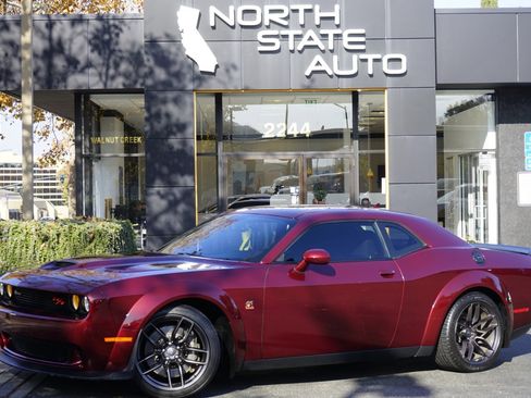 Used 2019 Dodge Challenger R/T Scat Pack image 1