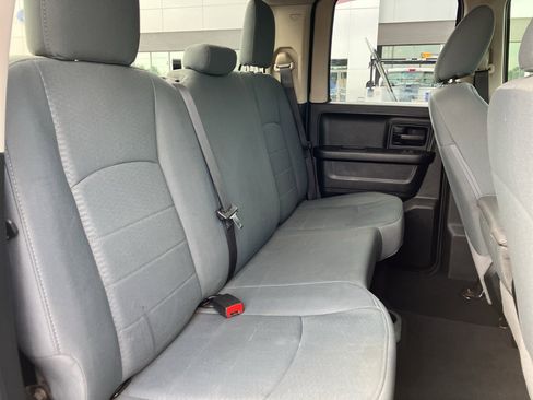 Used 2018 RAM 1500 Express w/ Black Ram 1500 Express Group AWD/4WD image 30
