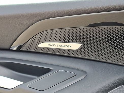 New 2025 Audi Q5 Premium Plus image 17