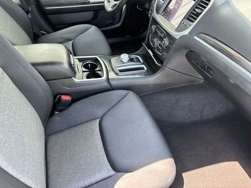 Used 2021 Chrysler 300 Touring w/ Sport Appearance Package RWD image 36