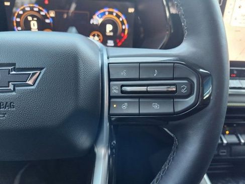 Used 2026 Chevrolet Colorado ZR2 image 32