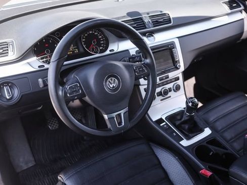 Used 2013 Volkswagen CC Sport FWD image 39