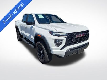 Used 2024 GMC Canyon Elevation w/ Convenience Package
