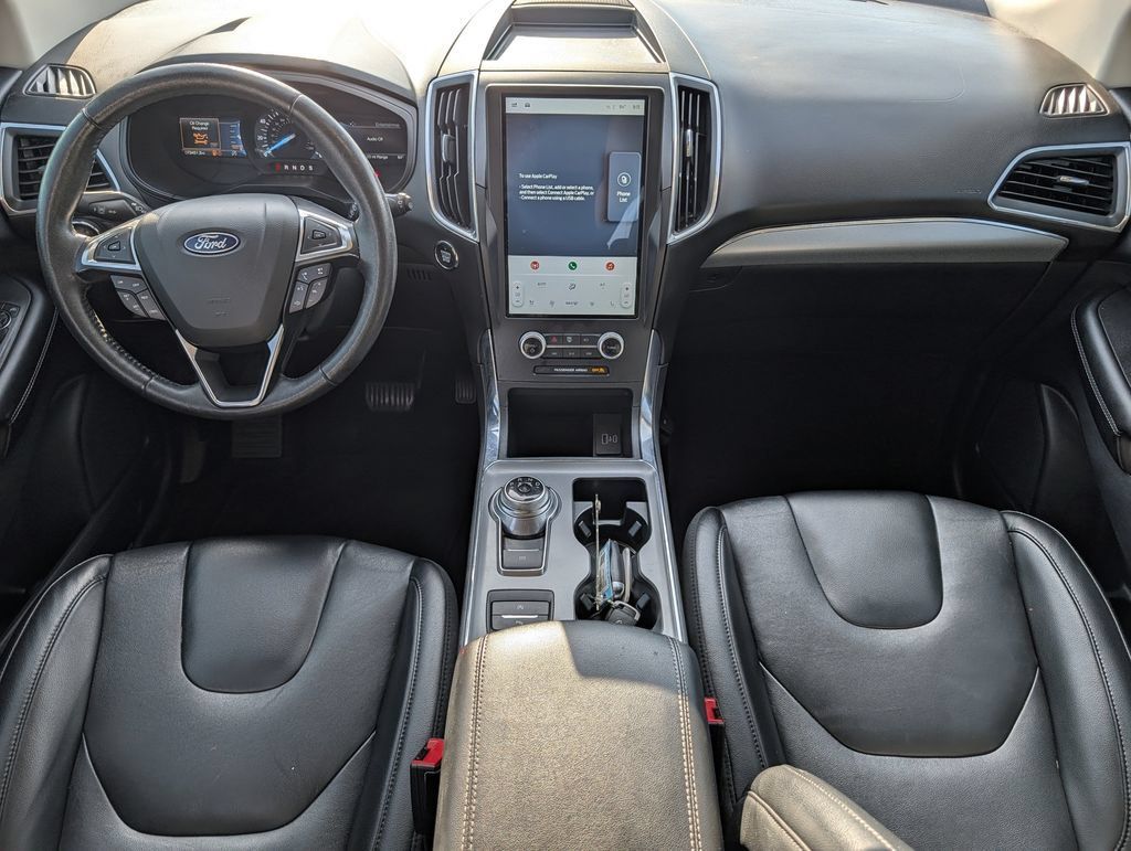 Used 2022 Ford Edge Titanium AWD/4WD image 11