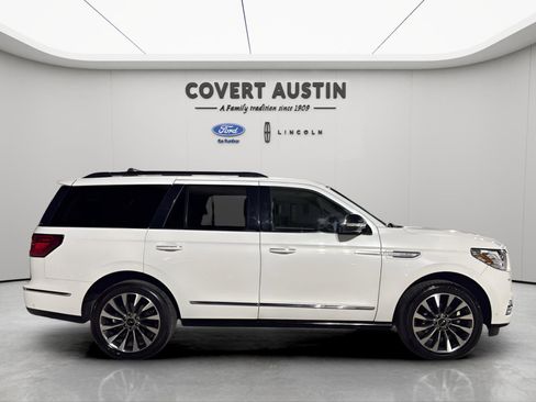 Used 2021 Lincoln Navigator Reserve w/ Luxury Package image 6