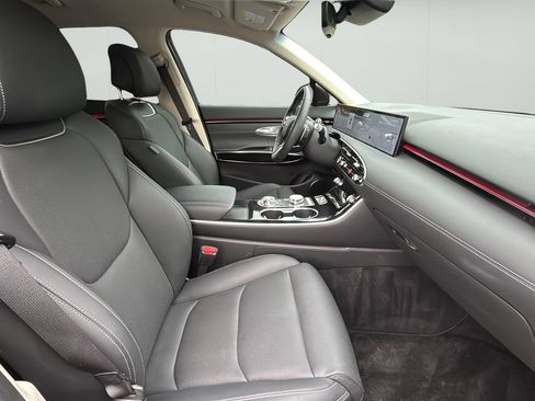Used 2026 Genesis GV70 2.5T AWD/4WD image 36