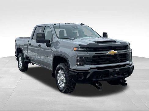 Certified 2024 Chevrolet Silverado 2500 Custom w/ Custom Value Package image 7