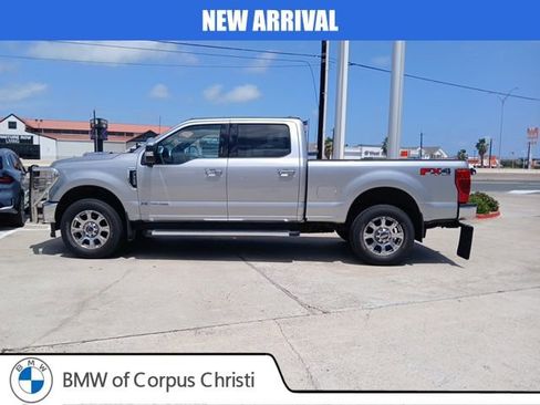 Used 2022 Ford F350 Lariat w/ Lariat Ultimate Package image 6