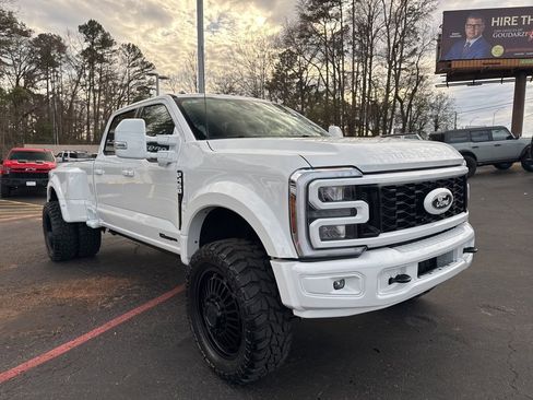 Used 2026 Ford F450 Lariat w/ FX4 Off-Road Package image 9