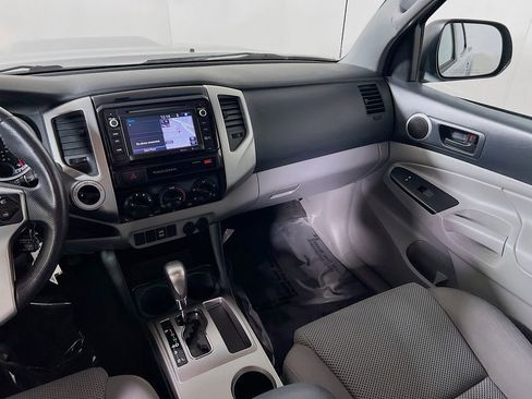 Used 2015 Toyota Tacoma 4x4 Double Cab w/ TRD Sport Package image 21