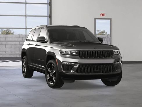 New 2025 Jeep Grand Cherokee Limited w/ Black Appearance Package image 8