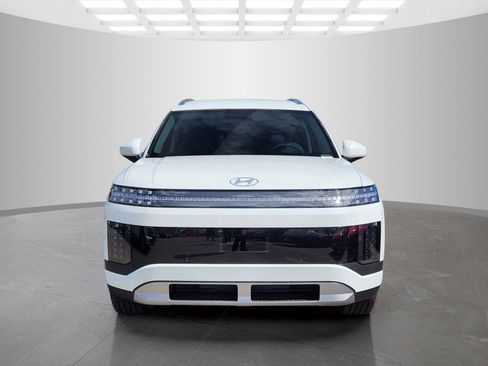 New 2026 Hyundai Ioniq 9 S image 2
