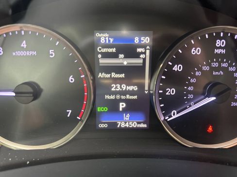 Used 2017 Lexus IS 200t RWD image 7