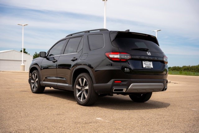 Used 2022 Honda Pilot Touring image 5