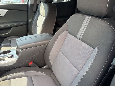 New 2025 Chevrolet Blazer LT w/ Midnight/Sport Edition image 11