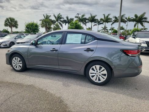 Used 2025 Nissan Sentra S FWD image 3