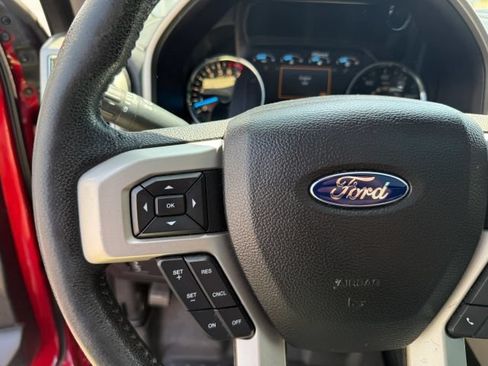 Used 2016 Ford F150 Lariat w/ Equipment Group 502A Luxury AWD/4WD image 29