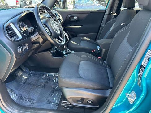 Used 2021 Jeep Renegade Latitude w/ Sun & Sound Group image 9