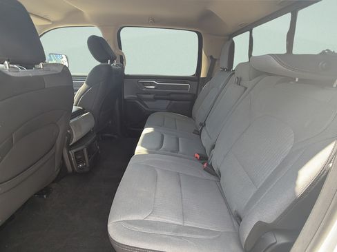 Used 2020 RAM 1500 Big Horn AWD/4WD image 14