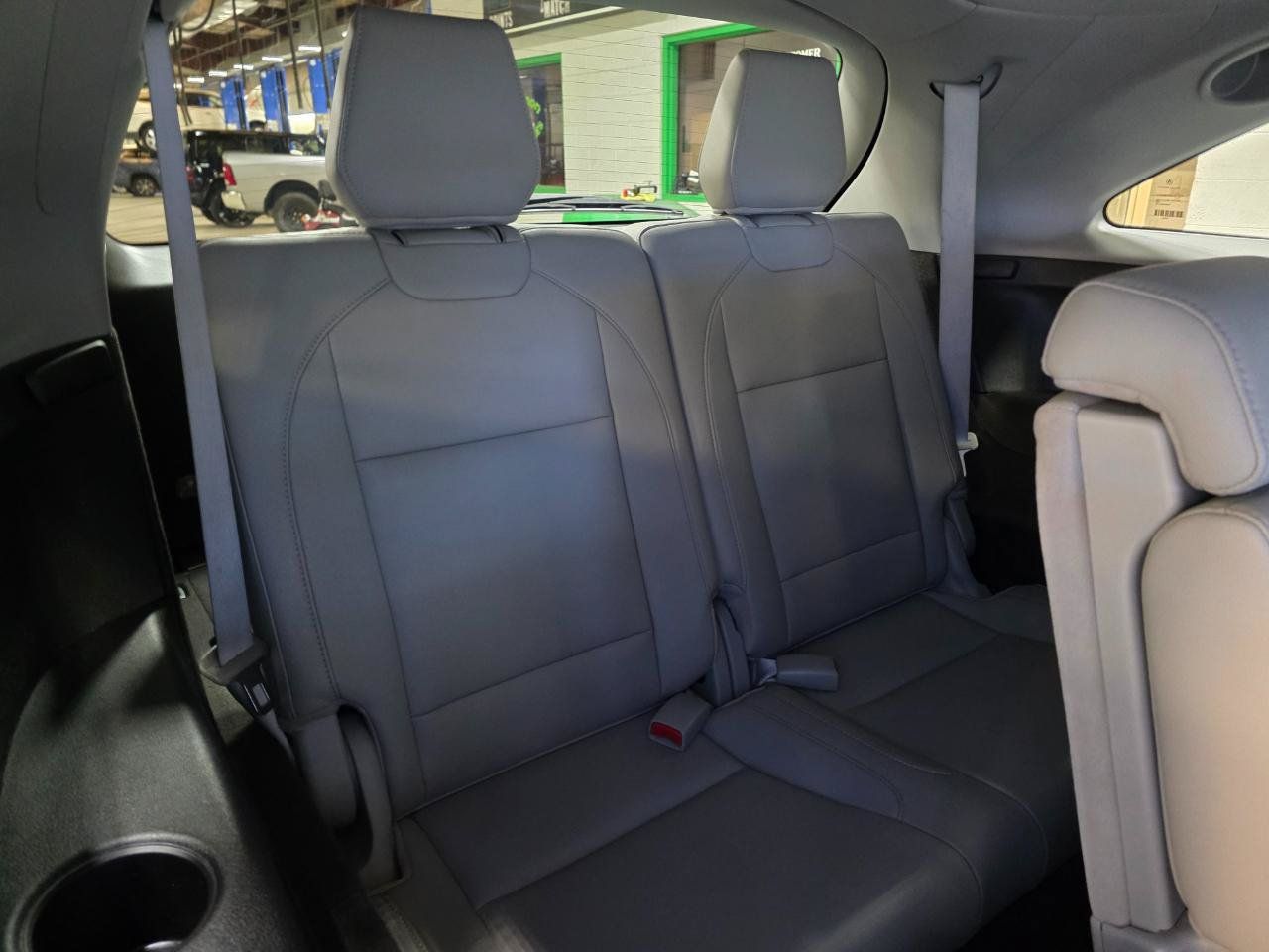 Used 2014 Acura MDX w/ Technology Package AWD/4WD image 26