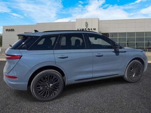 Used 2026 Lincoln Corsair Reserve w/ Jet Appearance Package image 3