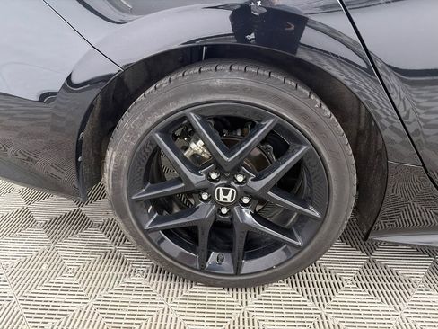 Used 2025 Honda Civic Sport image 18