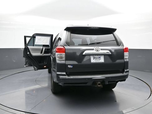 Used 2011 Toyota 4Runner SR5 w/ Premium Pkg w/Leather AWD/4WD image 46