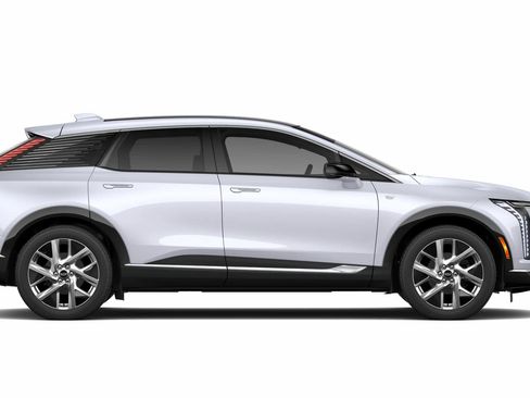 New 2026 Cadillac Optiq Luxury 2 RWD image 39