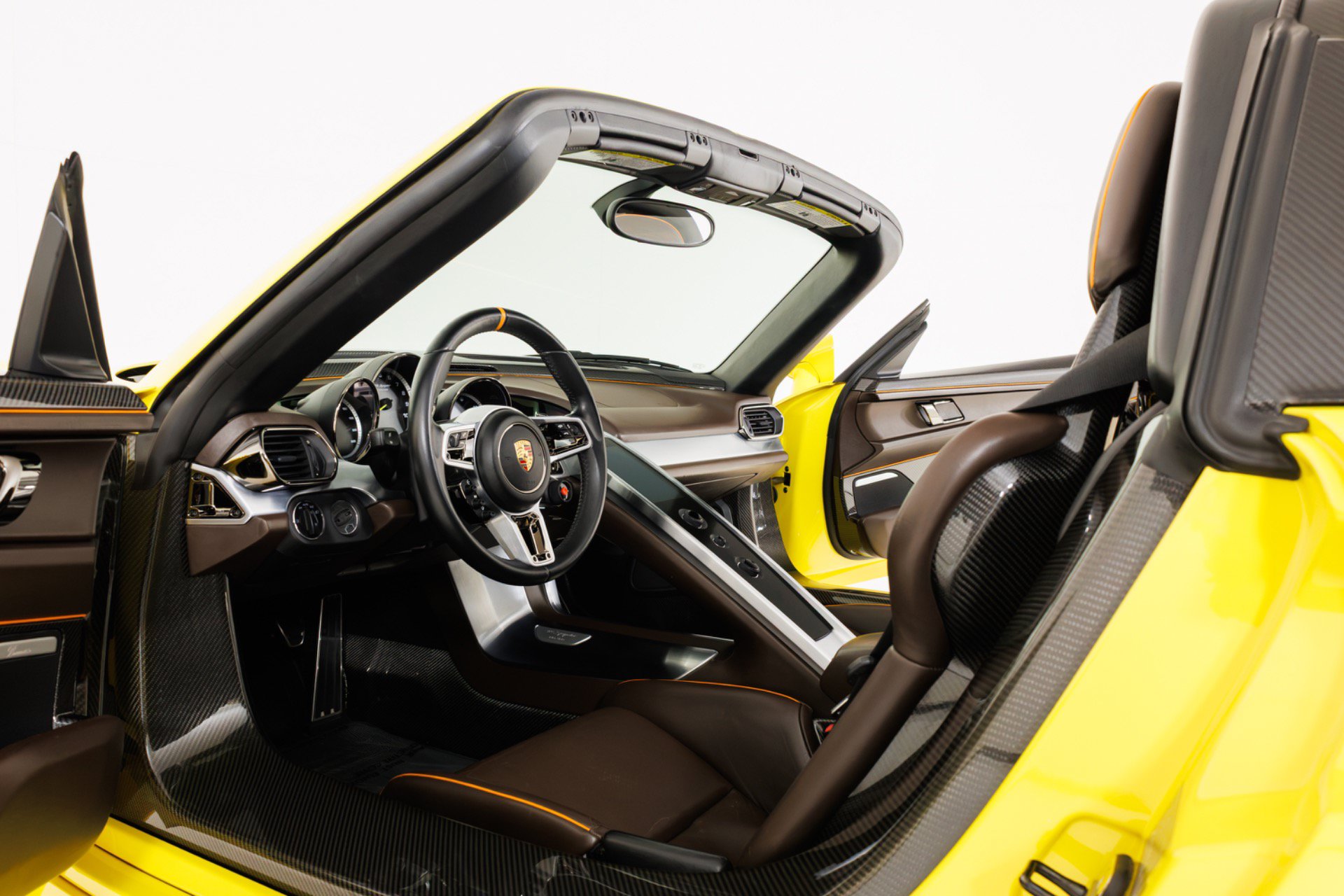 Used 2015 Porsche 918 Spyder AWD/4WD image 11