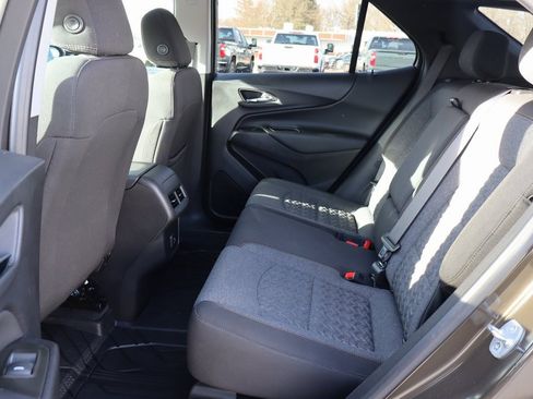 Used 2023 Chevrolet Equinox LT image 18