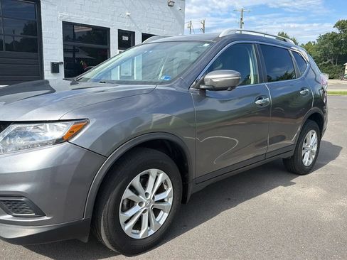 Used 2014 Nissan Rogue SV w/ SV Premium Package AWD/4WD image 12