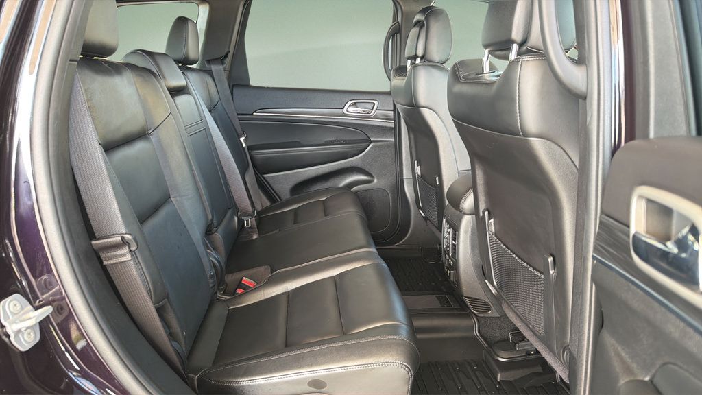 Used 2021 Jeep Grand Cherokee Limited AWD/4WD image 19